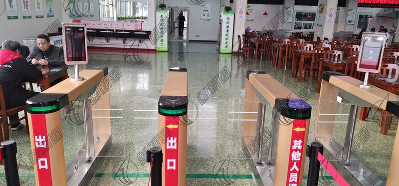 擺閘,三輥閘,速通閘,旋轉(zhuǎn)閘,平移閘,一字閘,人臉識別，