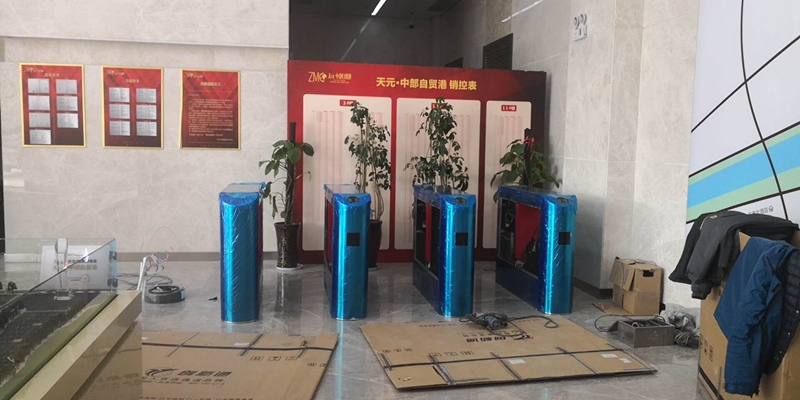 擺閘,三輥閘,速通閘,旋轉閘,平移閘,一字閘,人臉識別，